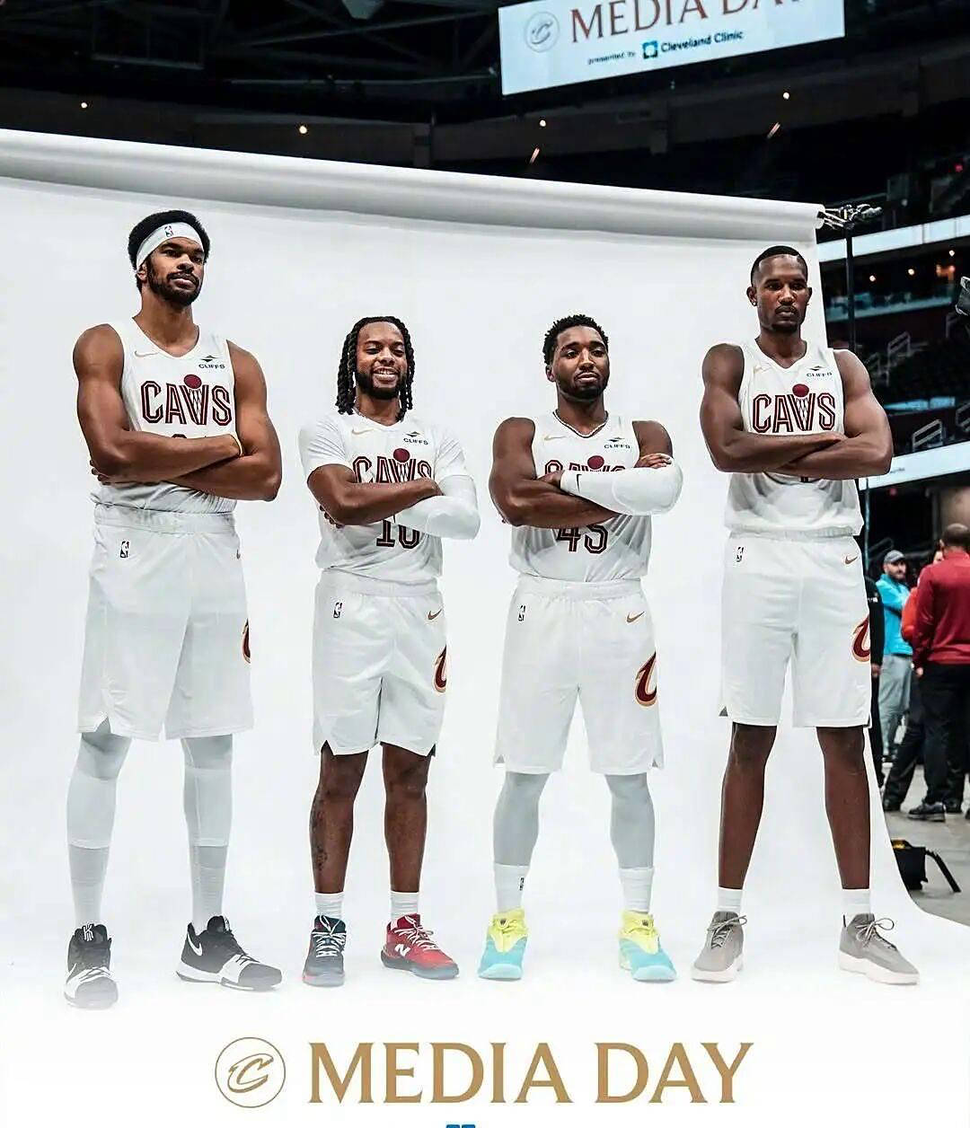 中欧体育入口 -关于克里夫兰骑士迎NBA季后赛关键赛；今晚遗憾出局；管理层满意；临场指挥获称赞的信息