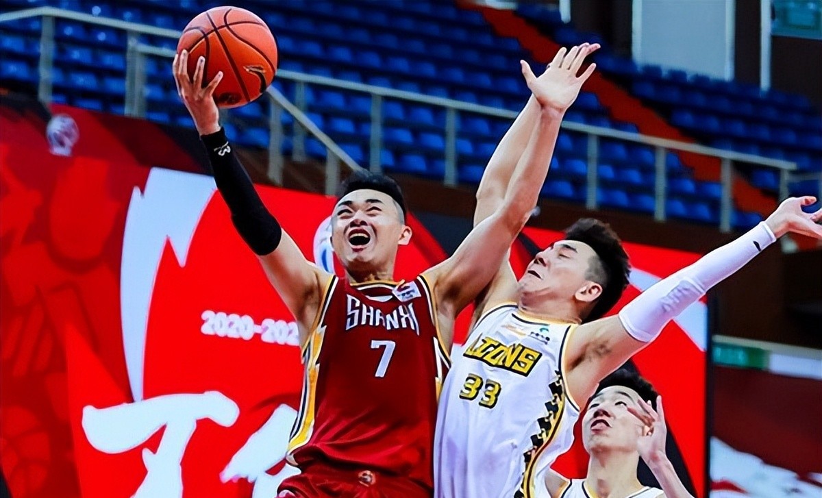 太狠了！里昂围绕全明星赛主帅复盘集结日金州勇士备战CBA常规赛，今晨浙江队造点机会——德甲节点到来 